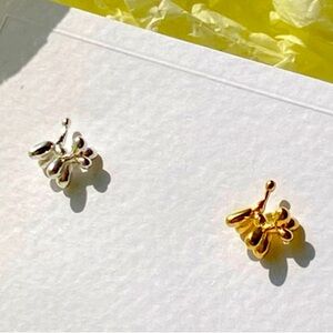 925 Sterling silver tiny dog balloon ear studs